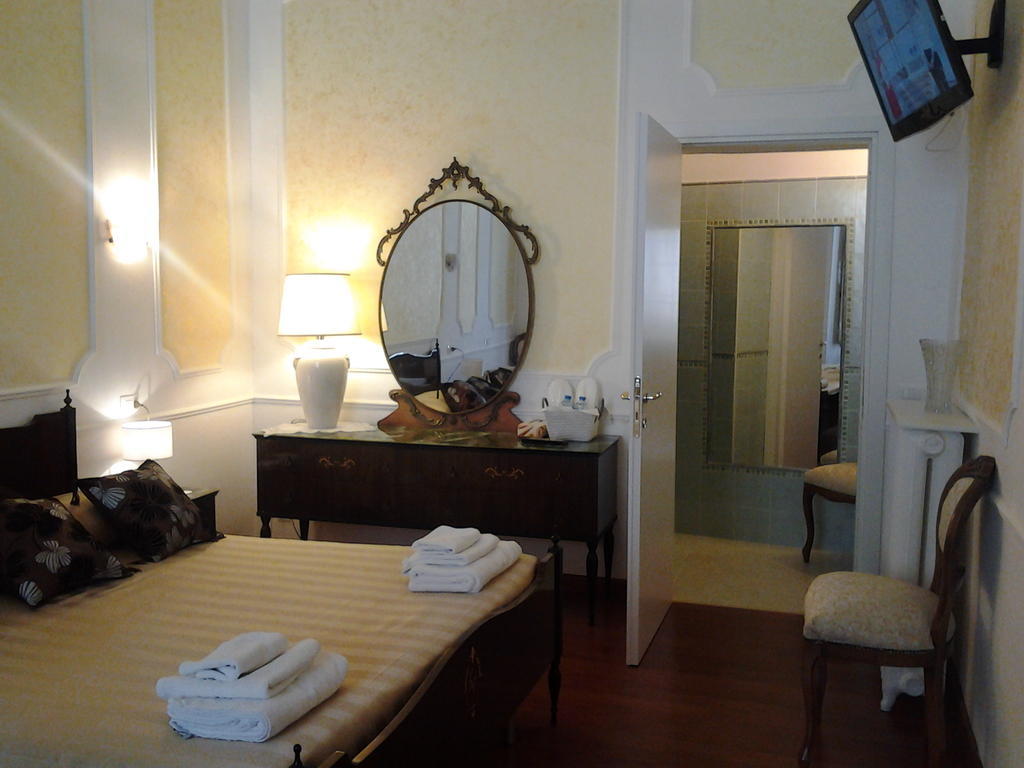 Palazzo Salini - Appartamento Familiare Sulmona Eksteriør billede